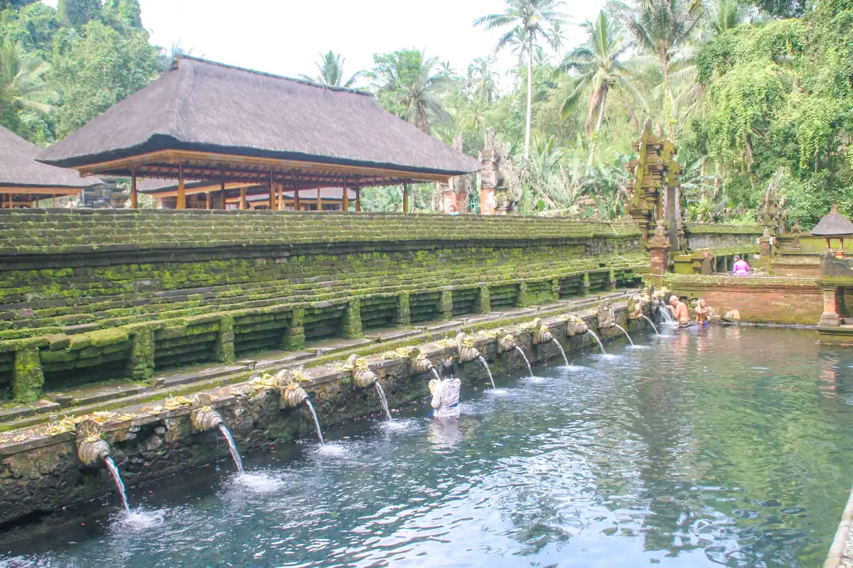 Heilig bronwater van Tirta Empul Tampaksiring